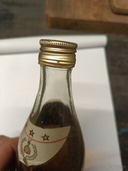Stary alkohol, značky dle fotek - neotevřený - - 12