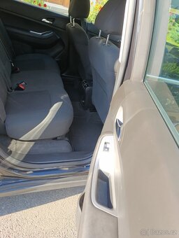 Chevrolet Orlando 2.0 Diesel LT (2012) – 7 míst, STK 01/2027 - 12