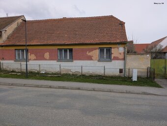 Prodej podílů na rodinných domech a pozemcích - 12
