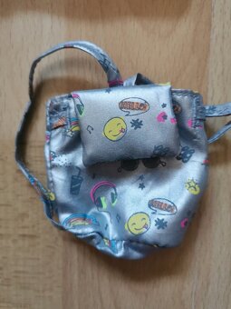 Panenka Glitter Girls Sunnie na kolečkových bruslích s doplň - 12
