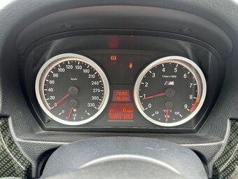BMW M3 2008 - 12