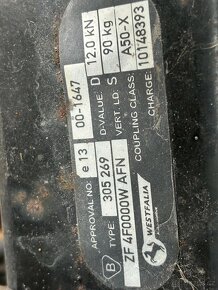 Náhradní díly A6 4F - 12