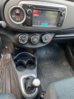 Toyota Yaris - 12