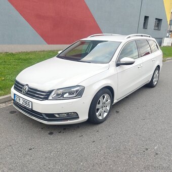 VW Passat B7 2.0tdi 130kw, DSG,Highline,4m, kůže - 12