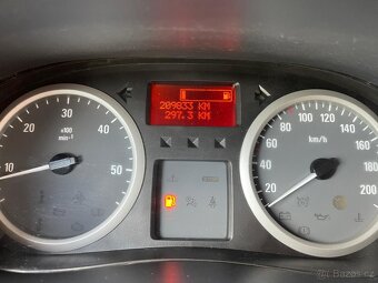OPEL VIVARO 2.0CDTI 84KW LONG 2X ŠOUPAČKY R.V.2013 - 12