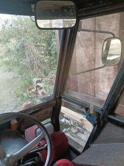 Traktor Zetor - 12
