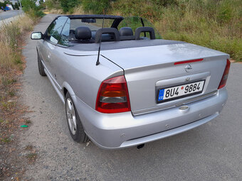 Opel Astra G cabrio 2.2 i - 12