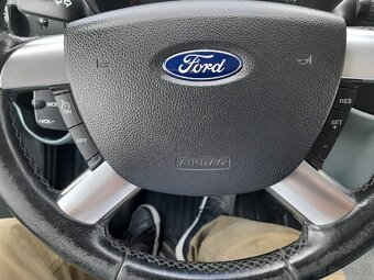 Ford Transit 9 místný 2.2 TDCI, 92 KW 6ti kvalt r. 2013 - 12