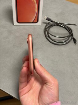 iPhone XR 64GB – Coral (A+ stav) - 12