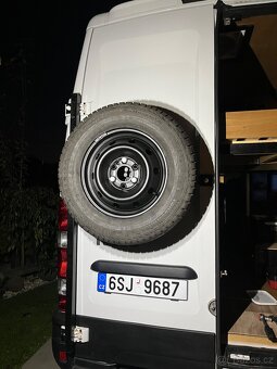 Obytné sebestačné IVECO daily - 12