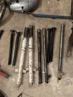 Jawa 05; 20; 21 pionýr - 12