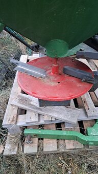 Rozmetadlo průmyslových hnojiv - 12