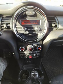 Mini Cooper D F55 diesel ročník 2015 - 12