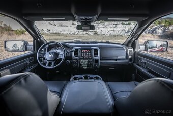 Rezervace Dodge RAM 2500 Power Wagon 6.4L - 12