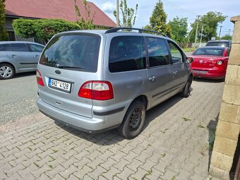 FORD GALAXY 2.3i - 12