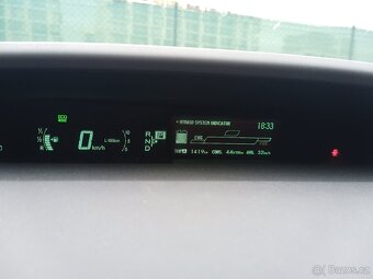 Toyota Prius - 12
