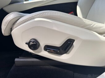 Prodám Volvo XC90 B5 AWD PLUS Bright 7míst - 12