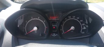 Ford Fiesta MK6 1.25i 44kW - 12