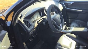 Volvo XC60 2.4 5VÁLEC 4X4 MANUÁL LED FACE - 12