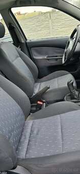 Škoda Octavia 1 facelift 1.6 benzín rok 2002 - 12