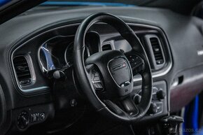 Dodge charger scat pack 6,4 r.v 19 výměna možná - 12