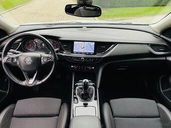 Opel Insignia 2.0CDTi 125KW MANUÁL KAMERA VÝHŘEV SERVISKA - 12