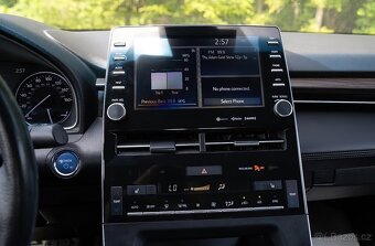 Toyota Avalon XLE Hybrid 2020 - 12