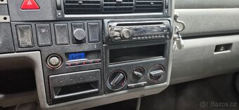 Vw t4 2.5 tdi 75kw 4x4 synchro rok 99 caravelle - 12