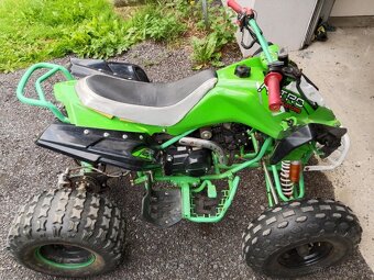 Prodám dětskou čtyřkolku NITRO - 12