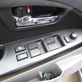 Suzuki SX4 1,6i 88kw, 4x4, 100% km, 2015, Benzín, 2x kola - 12