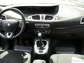 RENAULT MÉGANE SCÉNIC 1.5 DCi 78KW RV-2009 - 12