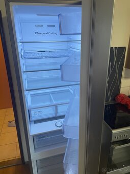 Autosedačka,lednice,gauč,terárium - 12