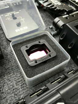 Kamera RED Epic Dragon 6K s bajonetem EF a PL a sadou příslu - 12