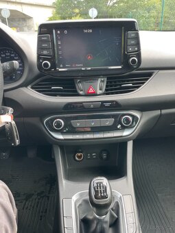 Hyundai i30, 1.4 TGDi 103kW včetně DPH - 12