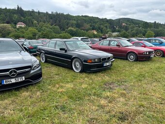 Bmw 7 e38 V8 - 12