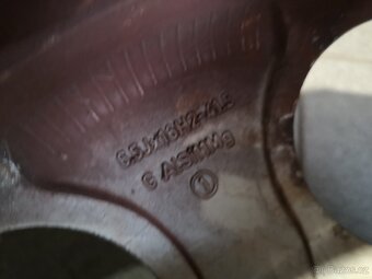 Alfa Romeo 147 alu 16 + letní 205/55/16. - 12