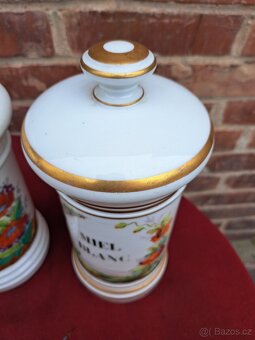 Porcelánové barokní lékárnické dózy - 12
