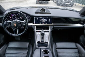 Porsche Panamera 4 E-Hybrid 4x4 A/T - 12