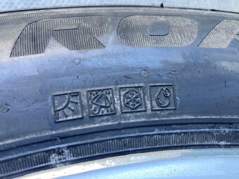 Alu kola VW TIGUAN II 18" 5x112 celoroční NEXEN 235/55R18 - 12