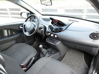 Renault Twingo 4/2014 1.2i 55Kw- 1. Majitel - 12