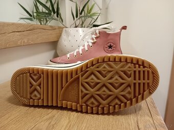 Converse dámské kotkíkové tenisky vel. 36,5 kožené zateplené - 12