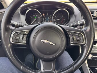 Prodám Jaguar XE 2.0D 132kw Max výbava HSE - Rozvody K.O. - 12