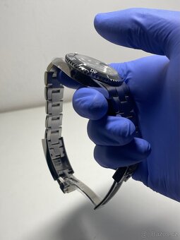 Rolex Submariner 126610LN - 12