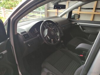 VW Touran 1.6 TDI - 12