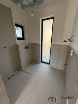 Prodej rodinného domu 150 m, pozemek 700 m - 12