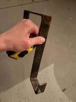 Držák truhlíku držák na truhlíky na zábradlí - 12