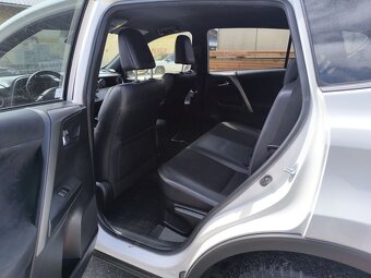 TOYOTA RAV4 2,5 HYBRID-AUTOMAT - 12