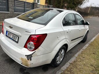 Aveo - 12