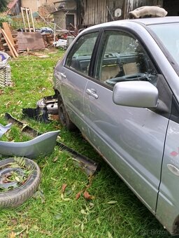 Mitsubishi Lancer - 12