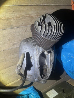 motory CZ 125/150/250 plus díly - 12